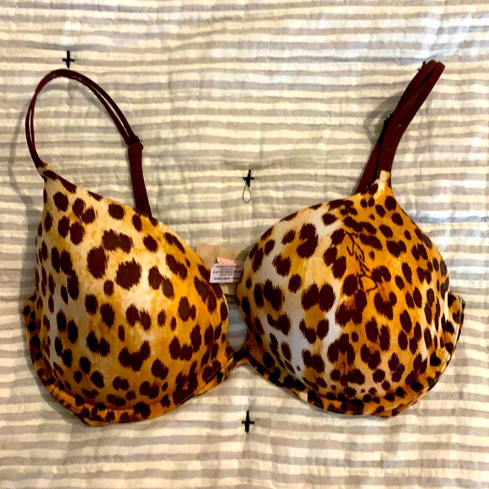 Victoria Secret Very Sexy 36D Push-Up bra